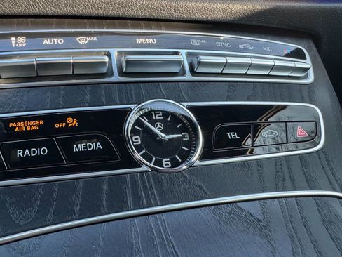 Used 2020 Mercedes-Benz E 350 4MATIC Sedan image 28