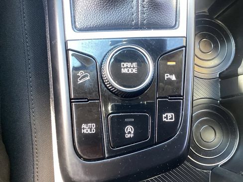 Used 2023 Kia Sportage LX FWD image 22
