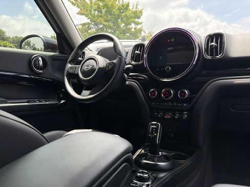 Certified 2024 MINI Cooper Countryman S FWD image 6