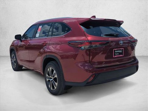 New 2026 Toyota Highlander XLE AWD/4WD image 7