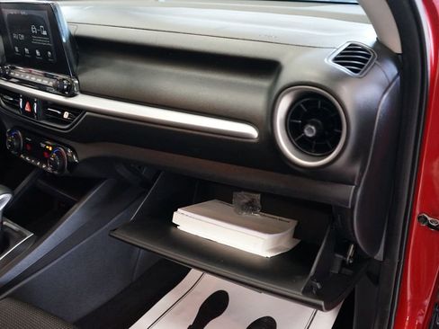 Used 2019 Kia Forte LXS image 40