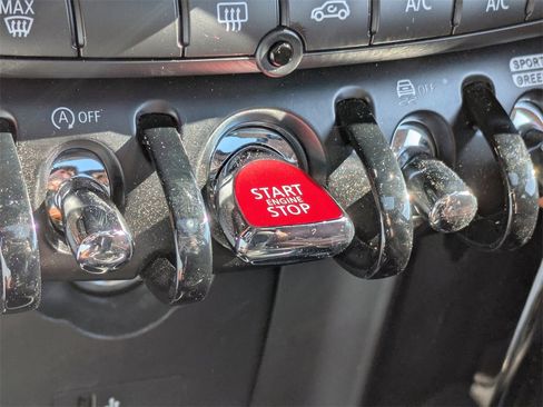 Used 2024 MINI Cooper S w/ Signature Upholstery Package image 26