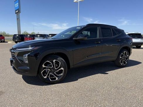 New 2026 Chevrolet Trax RS image 2