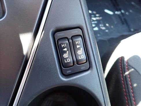 Certified 2025 Subaru Impreza 2.0i Sport AWD/4WD image 17