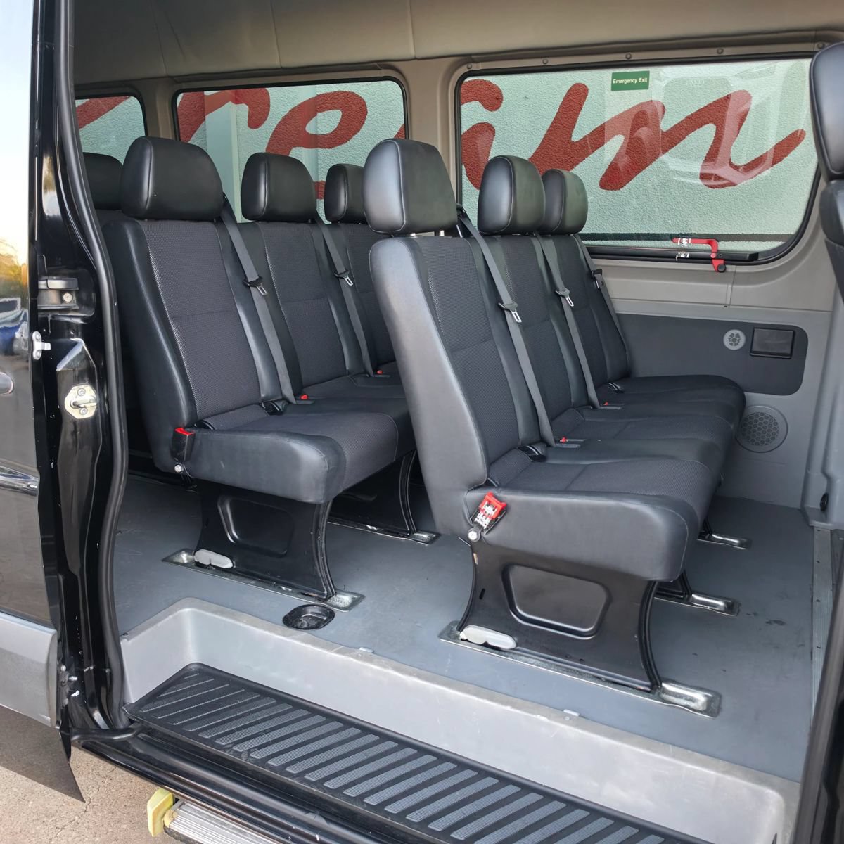 Used 2013 Mercedes-Benz Sprinter 2500 image 22