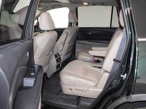 Used 2019 Honda Pilot Elite image 36
