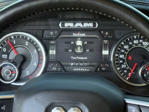 Used 2024 RAM 2500 Laramie w/ Safety Group AWD/4WD image 17