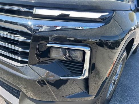 New 2026 Chevrolet Traverse LT image 9