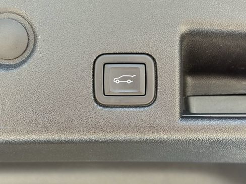 Used 2024 Chevrolet Equinox RS AWD/4WD image 28