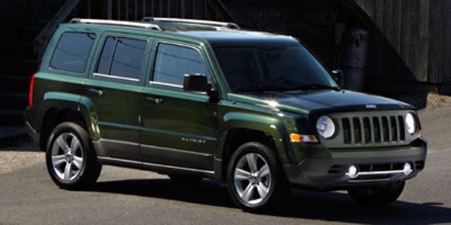 Used 2011 Jeep Patriot Latitude AWD/4WD image 1
