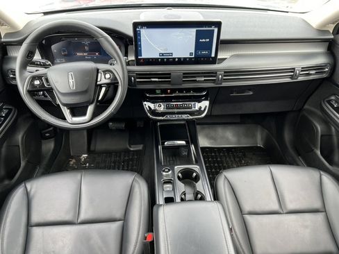 Used 2023 Lincoln Corsair AWD w/ Equipment Group 101A image 3