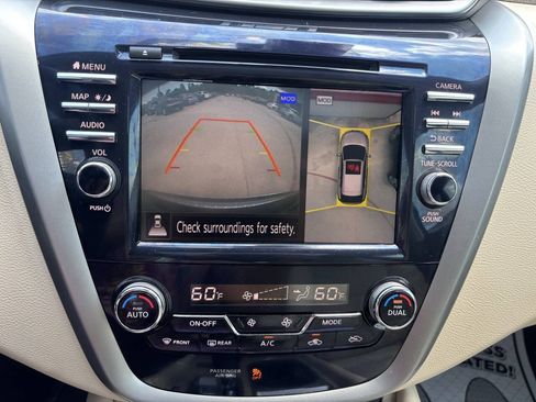 Used 2024 Nissan Murano SL FWD image 29