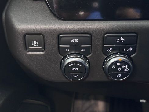 Used 2024 GMC Sierra 1500 Elevation AWD/4WD image 22