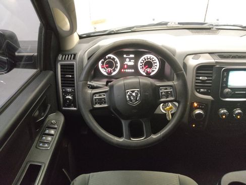 Used 2016 RAM 1500 Express w/ Black Ram 1500 Express Group AWD/4WD image 22