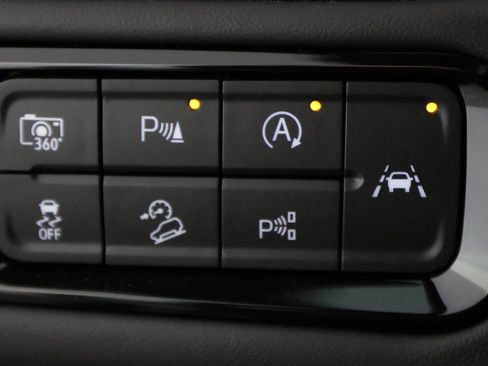 Used 2026 GMC Yukon AT4 Ultimate image 28