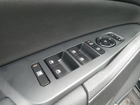 New 2026 Kia Sportage SX FWD image 24