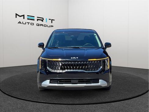 Used 2026 Kia Carnival LXS Hybrid FWD image 3