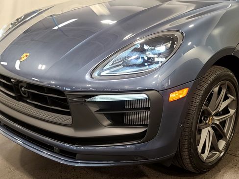 New 2026 Porsche Macan GTS image 32