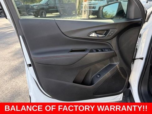 Used 2023 Chevrolet Equinox RS FWD image 12