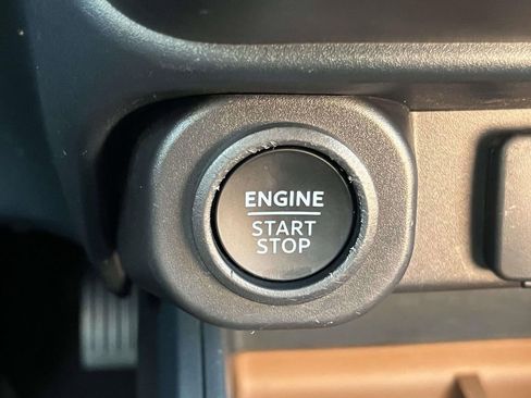 Used 2023 Ford Maverick Lariat w/ Equipment Group 500A Standard image 24