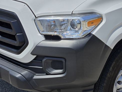 Used 2021 Toyota Tacoma SR RWD image 9