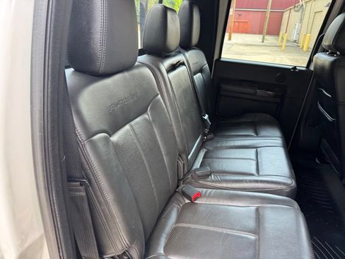 Used 2015 Ford F350 Platinum w/ Snow Plow Prep Package AWD/4WD image 31