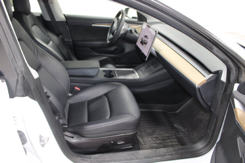 Used 2023 Tesla Model 3 Standard Range RWD image 27