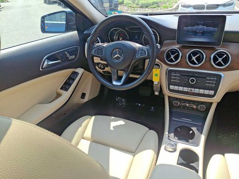 Used 2018 Mercedes-Benz GLA 250 4MATIC image 15