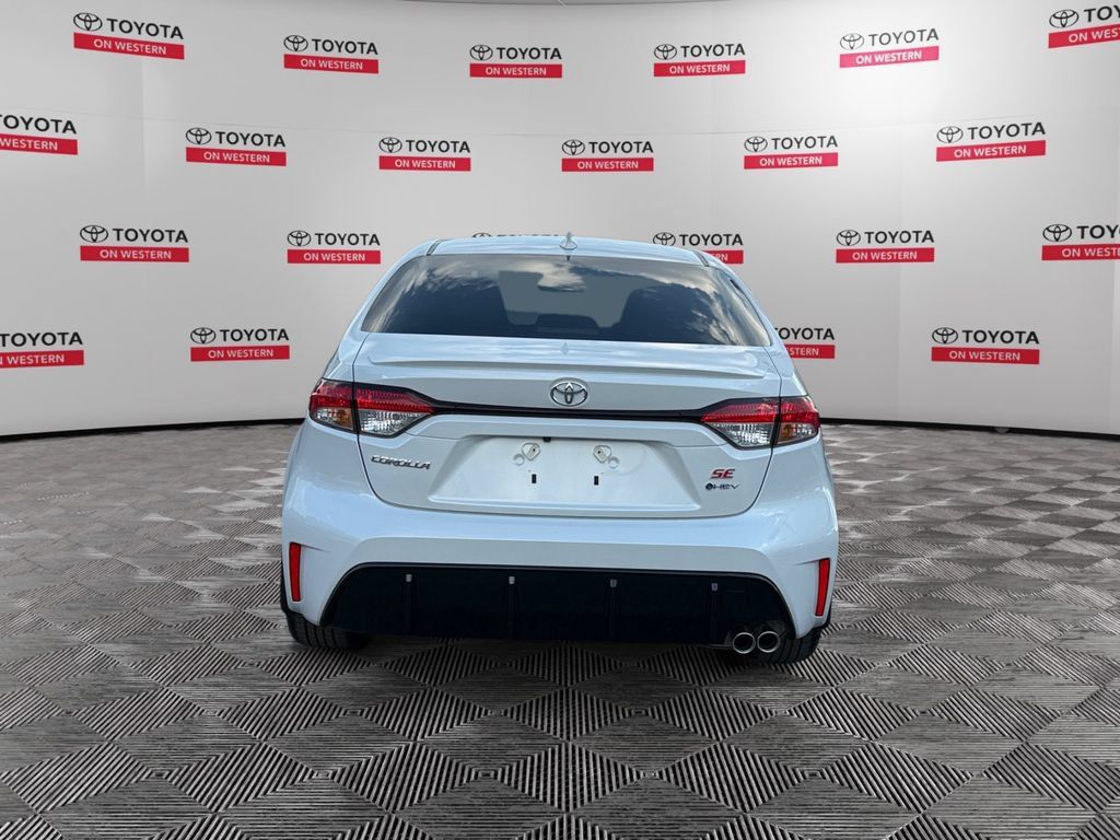 Certified 2026 Toyota Corolla SE AWD/4WD image 6