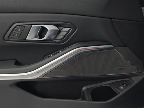 New 2026 BMW 330i xDrive 330i xDrive w/ M Sport Package image 27