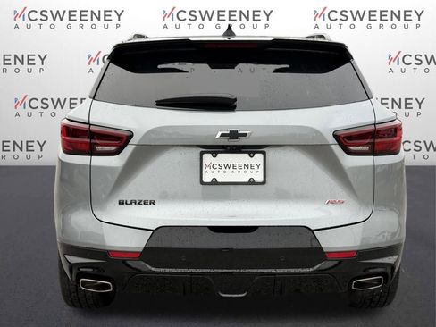 Used 2023 Chevrolet Blazer RS w/ Driver Confidence II Package image 4