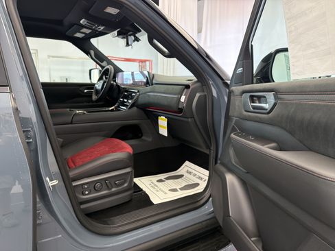 New 2026 Nissan Armada NISMO AWD/4WD image 4