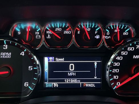 Used 2019 Chevrolet Suburban LT AWD/4WD image 6