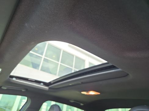 Used 2025 Hyundai Elantra N image 19