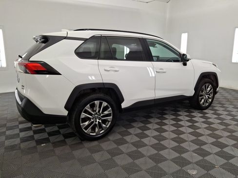 Certified 2020 Toyota RAV4 XLE Premium AWD/4WD image 26