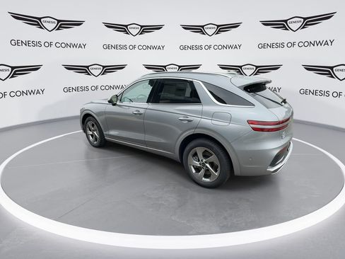 Used 2026 Genesis GV70 2.5T Advanced AWD/4WD image 6