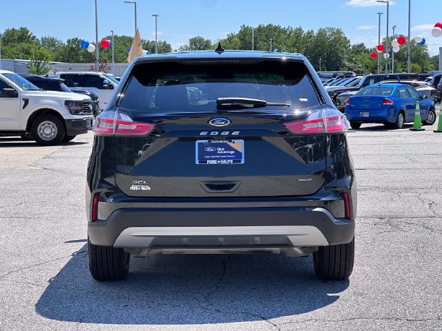 Certified 2023 Ford Edge SEL AWD/4WD image 6