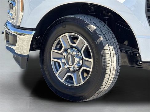 New 2026 Ford F250 Lariat image 43