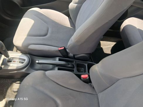 Used 2010 Honda Fit image 8