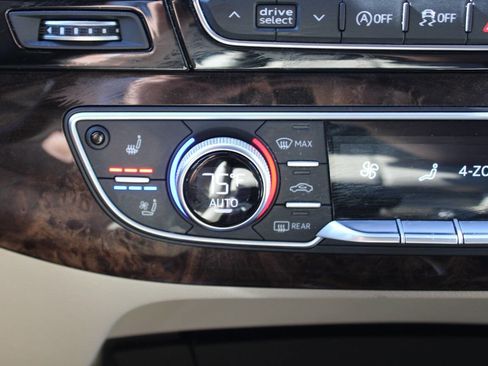 Used 2017 Audi Q7 3.0T Premium Plus image 32