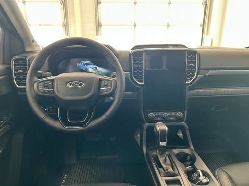 New 2026 Ford Ranger Lariat w/ Trailer Tow Package AWD/4WD image 17