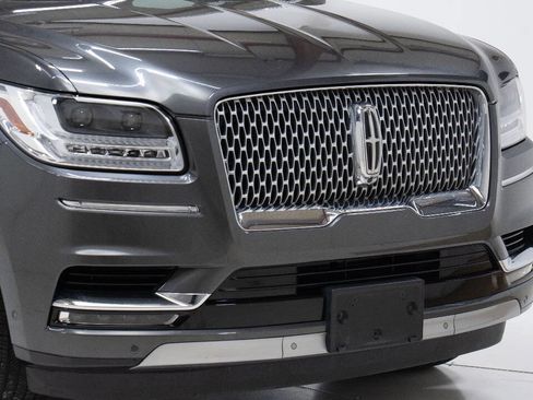 Used 2018 Lincoln Navigator Reserve w/ Technology Package image 9