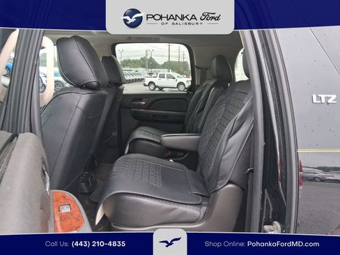 Used 2014 Chevrolet Suburban LTZ AWD/4WD image 9