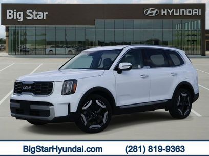 Used 2023 Kia Telluride S w/ S Sunroof Package