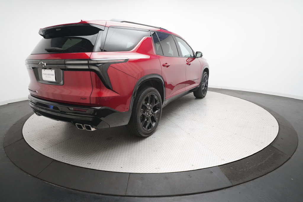 Used 2024 Chevrolet Traverse RS AWD/4WD image 35