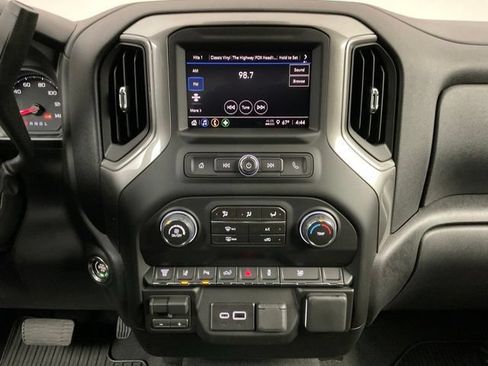 New 2026 Chevrolet Silverado 2500 Custom w/ Custom Value Package AWD/4WD image 15