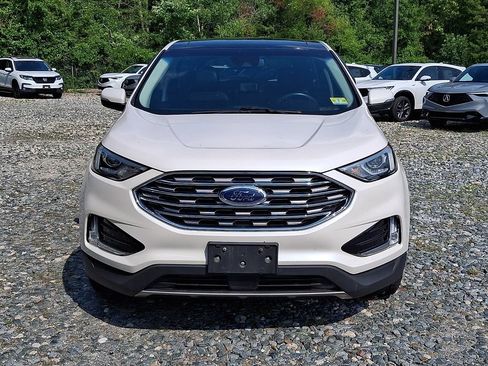 Used 2019 Ford Edge SEL w/ Equipment Group 201A AWD/4WD image 2