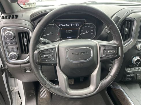Used 2022 GMC Sierra 3500 Denali image 6