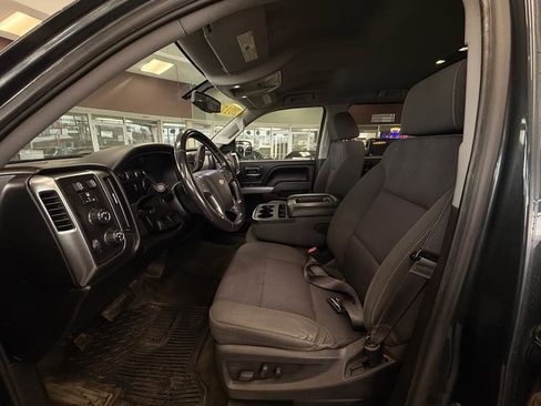 Used 2017 Chevrolet Silverado 1500 LT w/ All Star Edition image 24