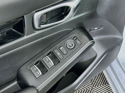 Used 2025 Honda Civic Sport image 15